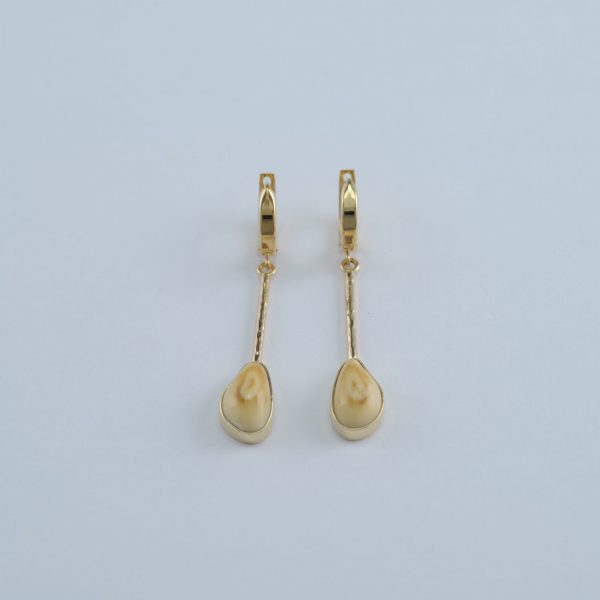 Contemporary ivory earrings in 14kt yellow gold