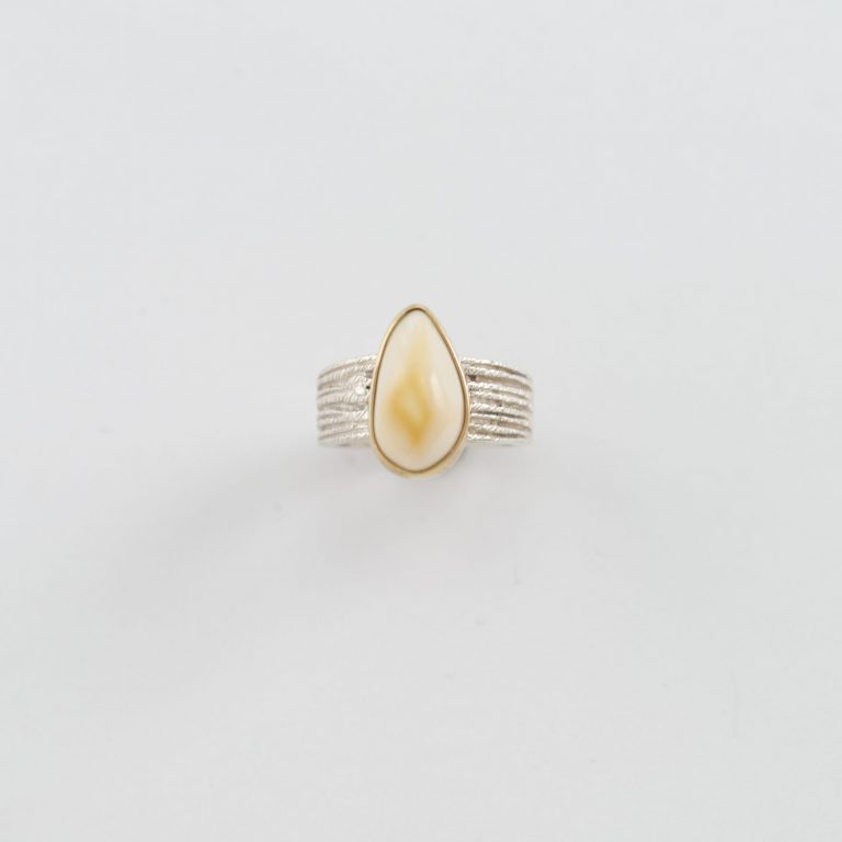 Ladies ring with elk ivory, silver and 14kt gold