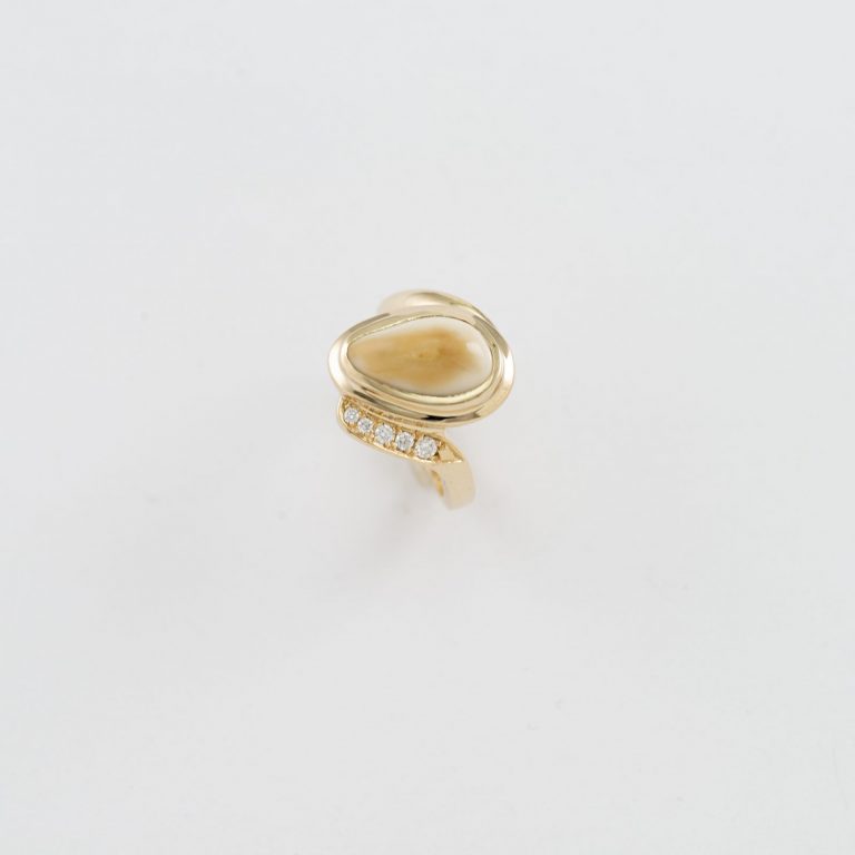 Flat ivory ring with diamonds