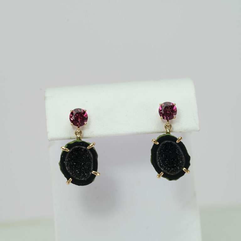 Geode earrings with rhodolite garnet gemstones in 14kt yellow gold. This pair of geode earrings are one of a kind and cannot be remade.